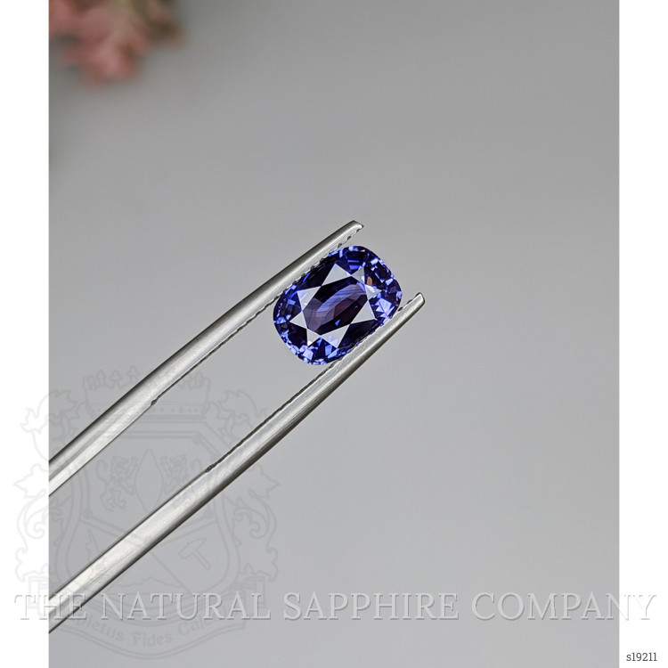 2.86 Ct. Violet Sapphire from Ceylon (Sri Lanka)