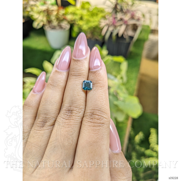 1.60 Ct. Bluish Green Sapphire from Ceylon (Sri Lanka)