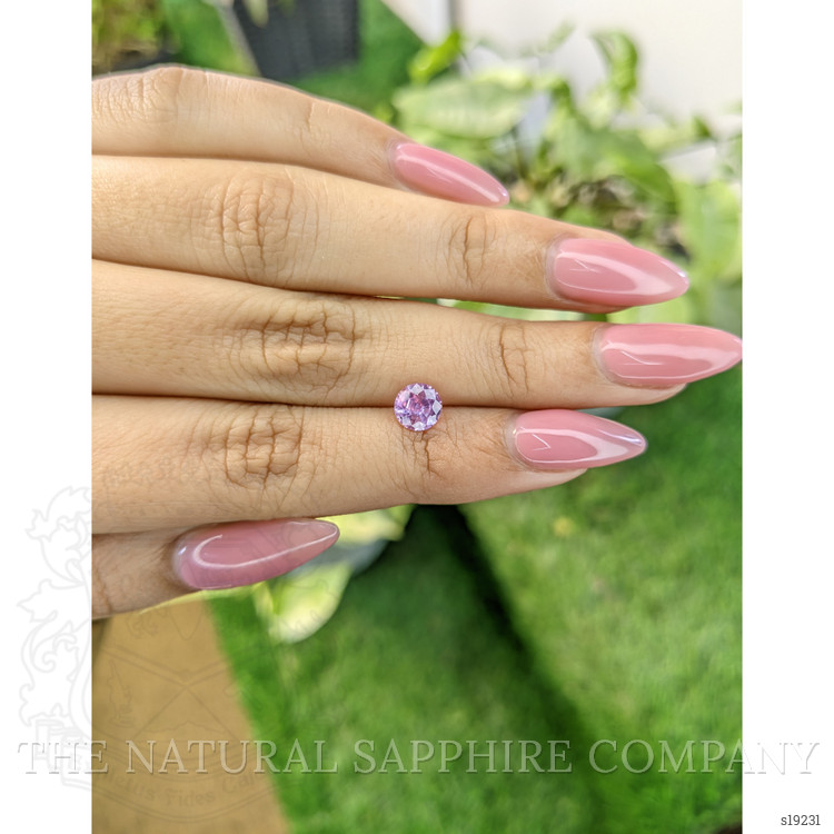 1.06 Ct. Purplish Pink Sapphire from Ceylon (Sri Lanka)