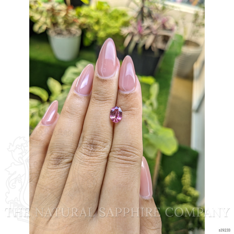 1.25 Ct. Purplish Pink Sapphire from Ceylon (Sri Lanka)