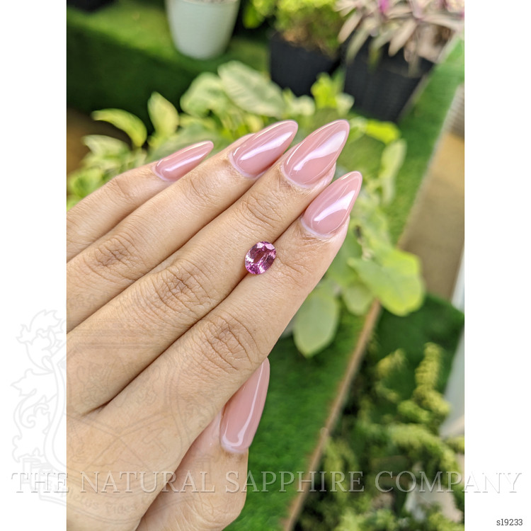 1.25 Ct. Purplish Pink Sapphire from Ceylon (Sri Lanka)