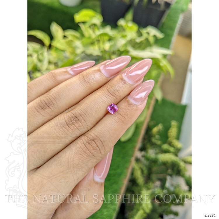 0.82 Ct. Purplish Pink Sapphire from Ceylon (Sri Lanka)