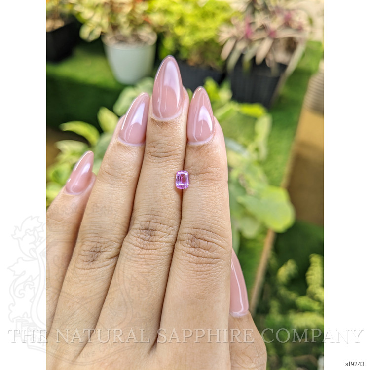 0.57 Ct. Pink Sapphire from Ceylon (Sri Lanka)