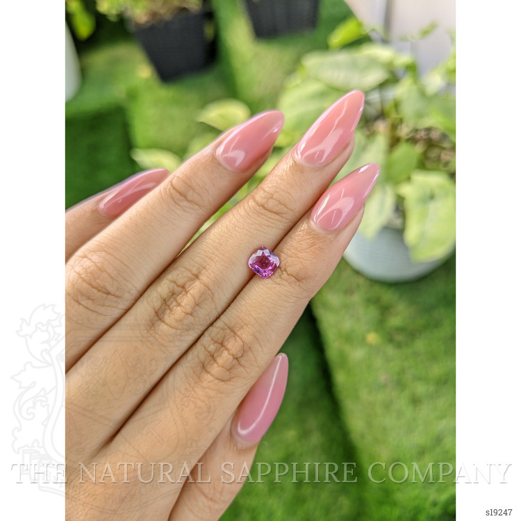 1.03 Ct. Purplish Pink Sapphire from Ceylon (Sri Lanka)