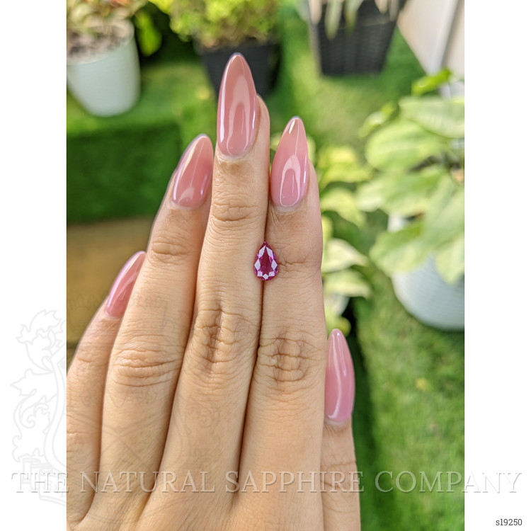 1.09 Ct. Purplish Pink Sapphire from Ceylon (Sri Lanka)