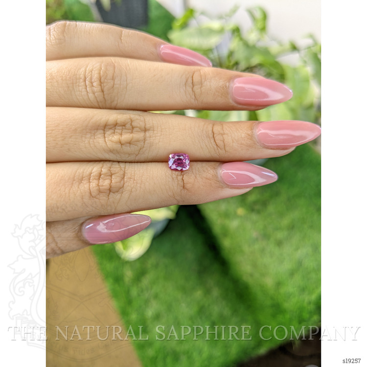 1.30 Ct. Pink Sapphire from Ceylon (Sri Lanka)
