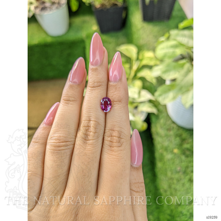 2.35 Ct. Purplish Pink Sapphire from Ceylon (Sri Lanka)
