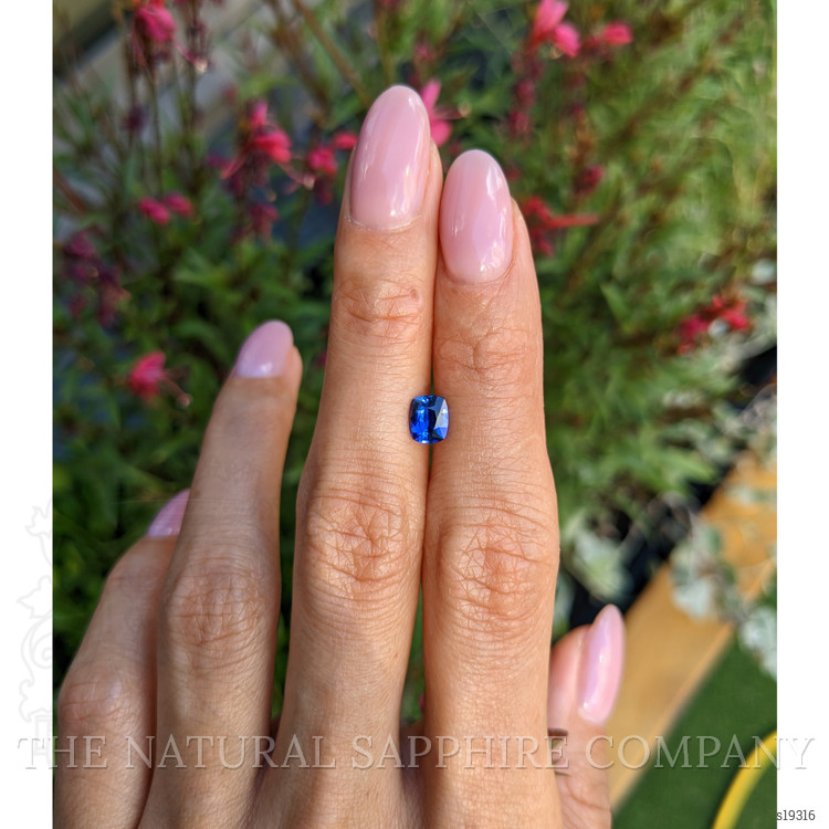0.89 Ct. Blue Sapphire from Ceylon (Sri Lanka)