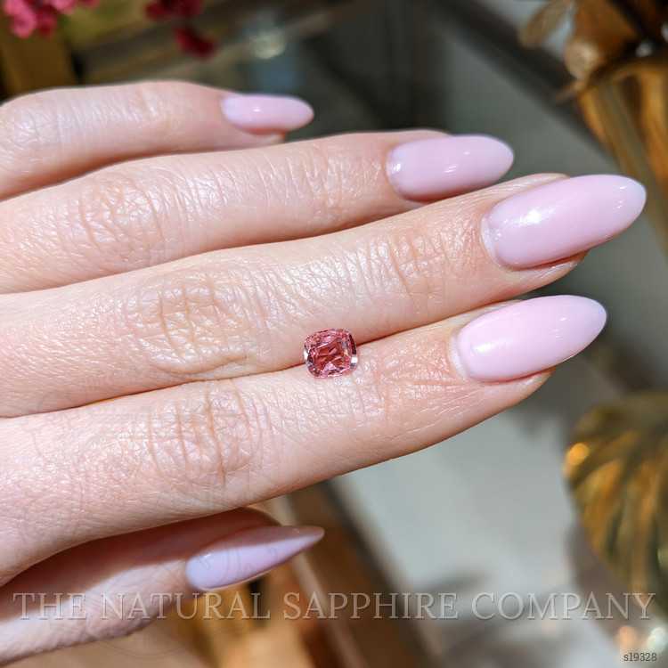 1.09 Ct. Padparadscha Sapphire from Ceylon (Sri Lanka)