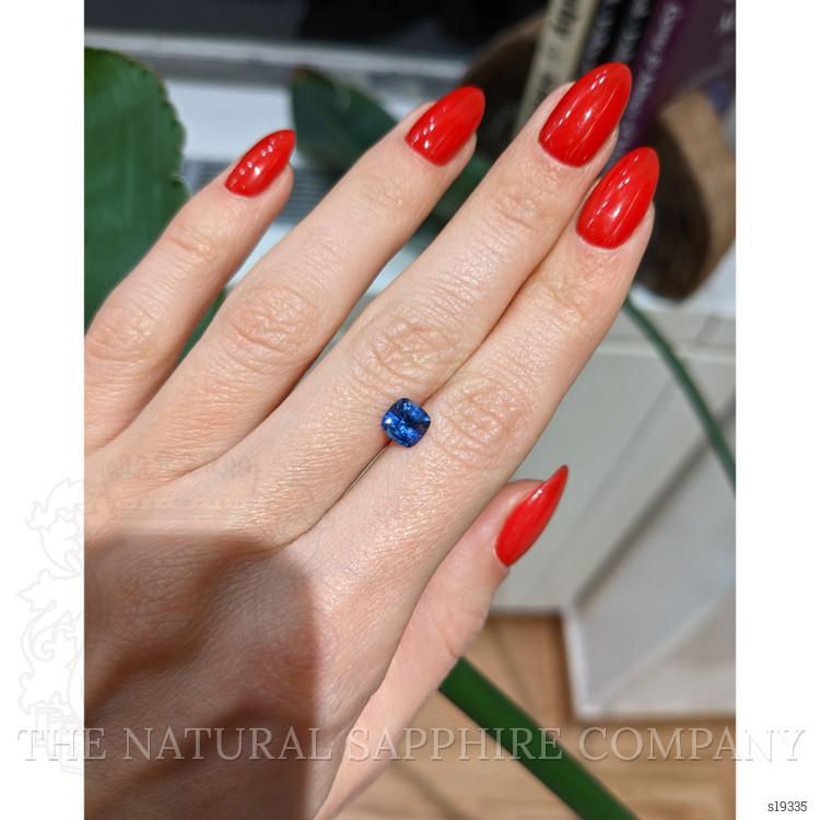 1.09 Ct. Blue Sapphire from Ceylon (Sri Lanka)