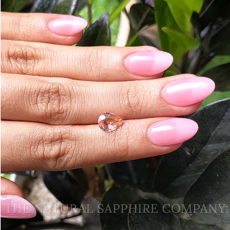 1.51 Ct. Padparadscha Sapphire from Ceylon (Sri Lanka)
