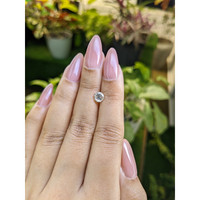 1.00 Ct. White Sapphire from Ceylon (Sri Lanka) Life Style