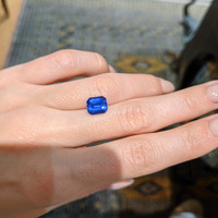 3.53 Ct. Blue Sapphire from Ceylon (Sri Lanka) Life Style