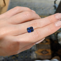 3.10 Ct. Blue Sapphire from Ceylon (Sri Lanka) Life Style