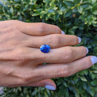 4.61 Ct. Blue Sapphire from Ceylon (Sri Lanka) Life Style