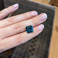11.20 Ct. Greenish Blue Sapphire from Ceylon (Sri Lanka) Life Style