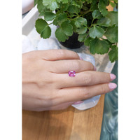 1.67 Ct. Pink Sapphire from Ceylon (Sri Lanka) Life Style