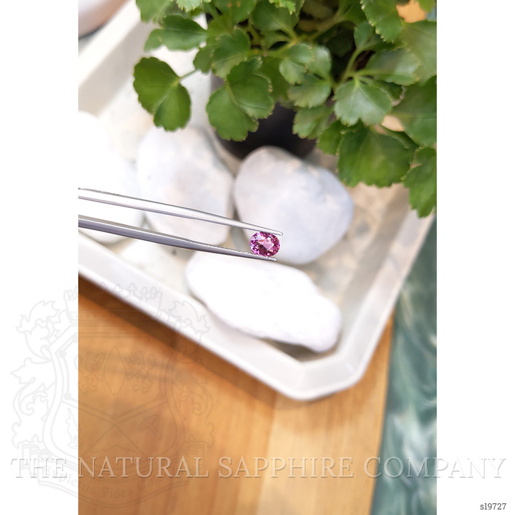 1.31 Ct. Pink Sapphire from Ceylon (Sri Lanka)