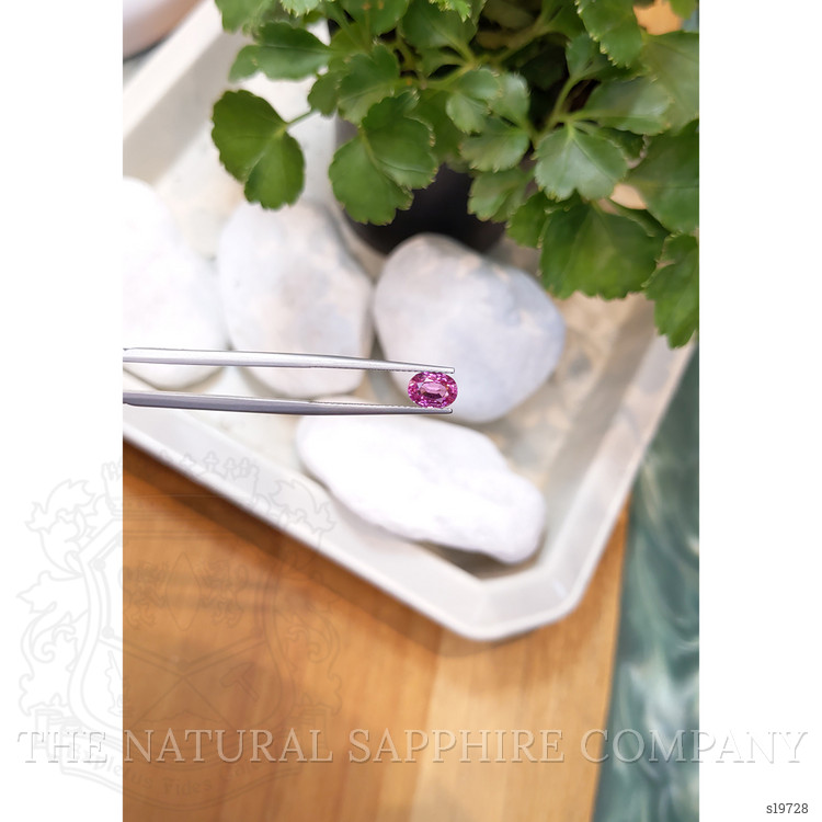 1.32 Ct. Pink Sapphire from Ceylon (Sri Lanka)