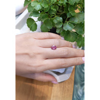 2.02 Ct. Purplish Pink Sapphire from Ceylon (Sri Lanka) Life Style
