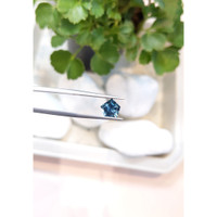 1.57 Ct. Greenish Blue Sapphire from Montana Life Style