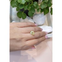 5.11 Ct. Yellow Sapphire from Ceylon (Sri Lanka) Life Style