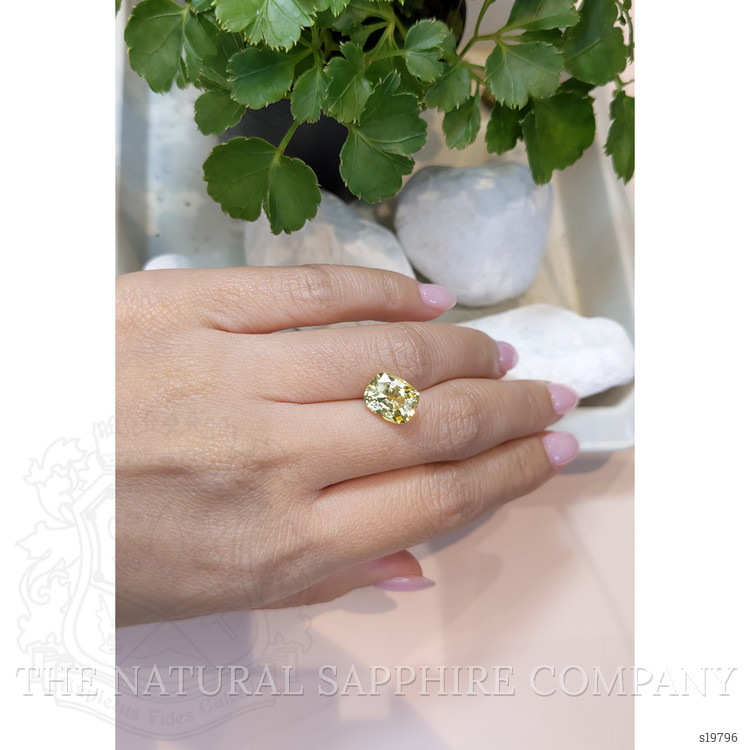 5.11 Ct. Yellow Sapphire from Ceylon (Sri Lanka)