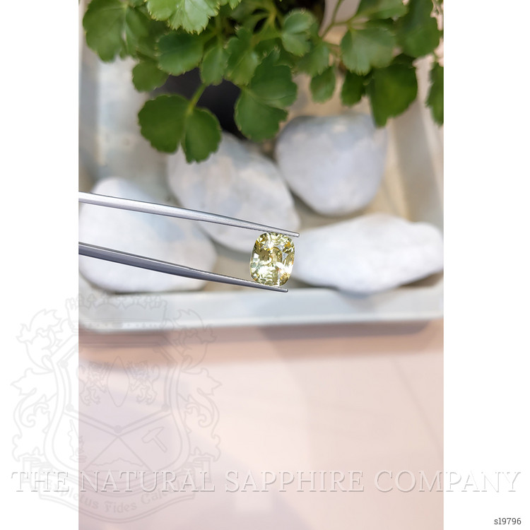 5.11 Ct. Yellow Sapphire from Ceylon (Sri Lanka)