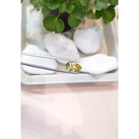 7.65 Ct. Yellow Sapphire from Ceylon (Sri Lanka) Life Style