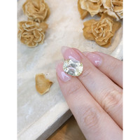 10.35 Ct. Yellow Sapphire from Ceylon (Sri Lanka) Life Style