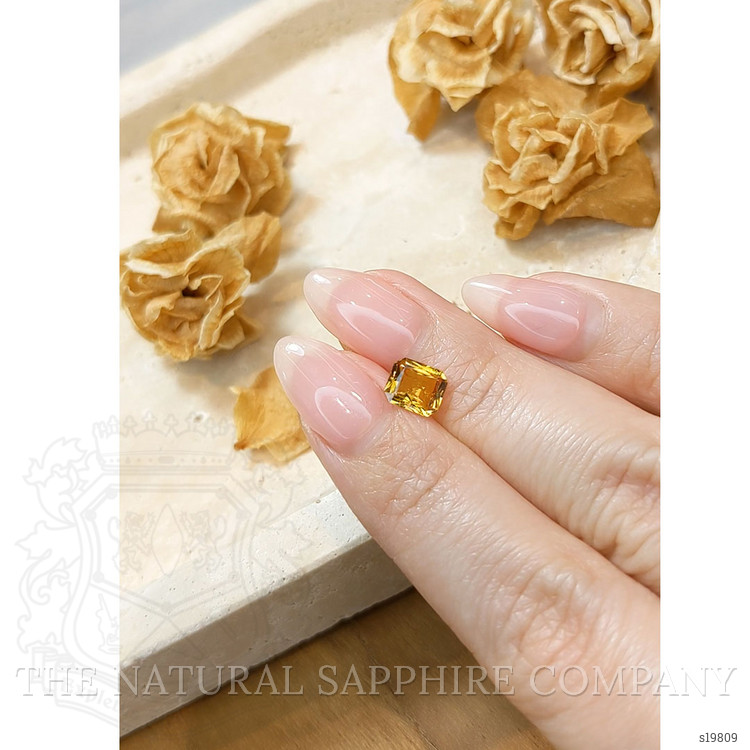 1.40 Ct. Yellowish Orange Sapphire from Ceylon (Sri Lanka)