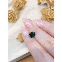 2.55 Ct. Green Sapphire from Ceylon (Sri Lanka) Life Style