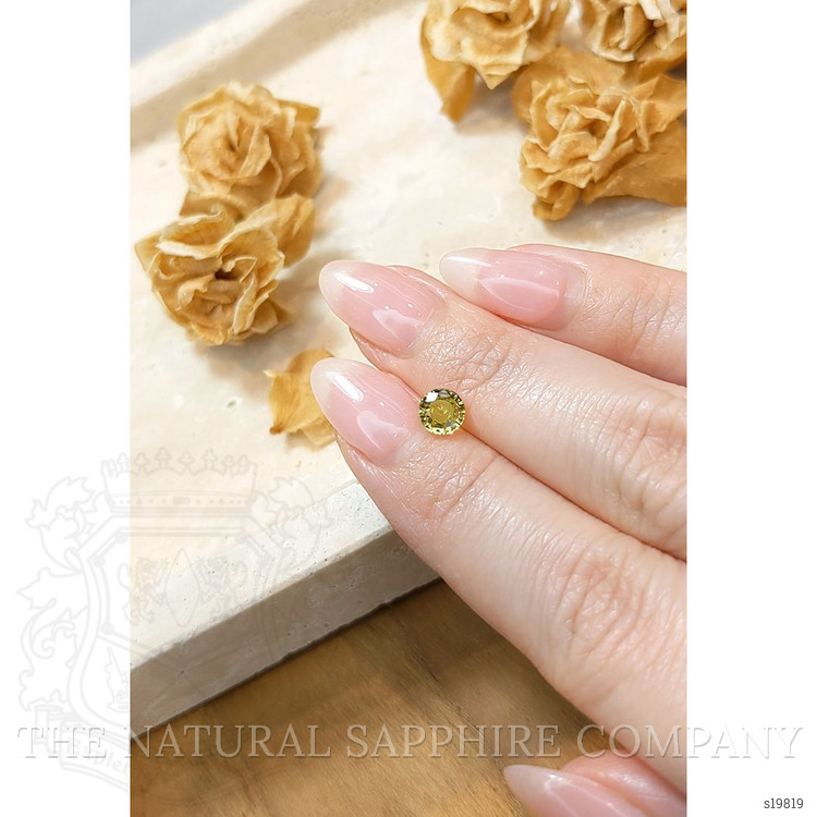 0.96 Ct. Yellow Sapphire from Ceylon (Sri Lanka)
