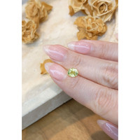 1.37 Ct. Yellowish Green Sapphire from Ceylon (Sri Lanka) Life Style