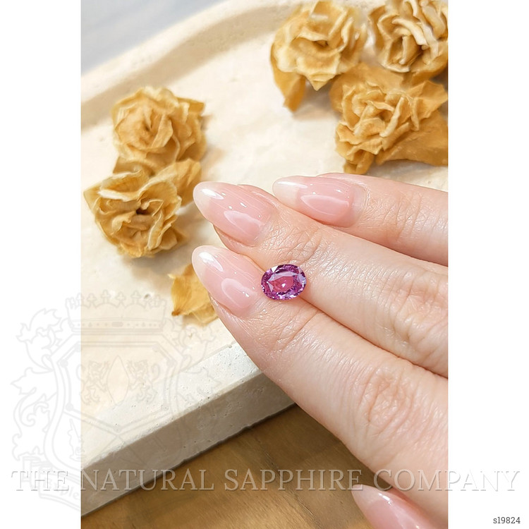 1.74 Ct. Purplish Pink Sapphire from Ceylon (Sri Lanka)