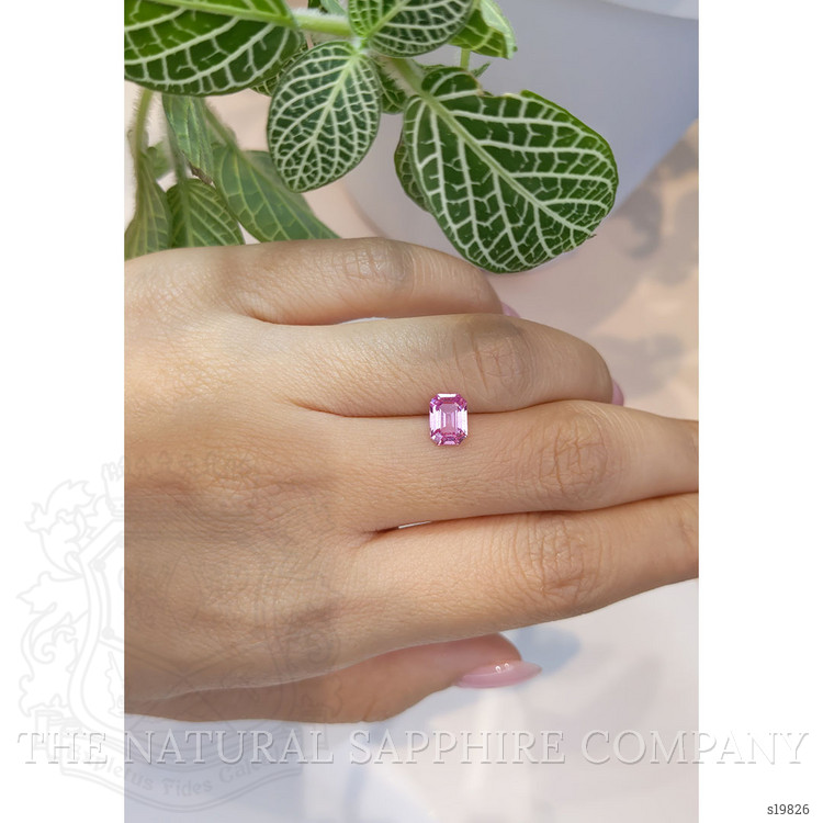 1.33 Ct. Pink Sapphire from Ceylon (Sri Lanka)