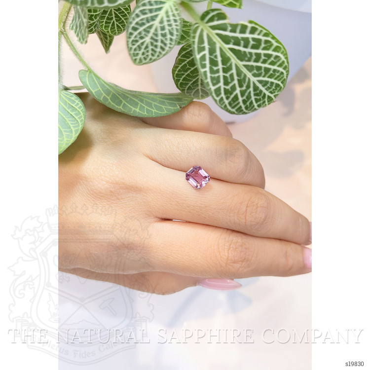 1.64 Ct. Pink Sapphire from Ceylon (Sri Lanka)
