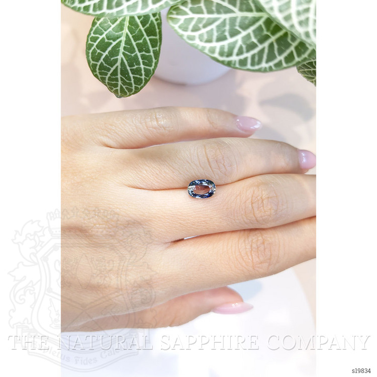 2.22 Ct. Bi Color Sapphire from Ceylon (Sri Lanka)