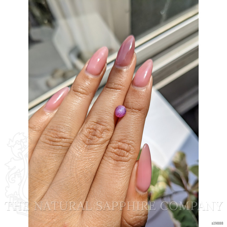 1.76 Ct. Pinkish Purple Star Sapphire from Ceylon (Sri Lanka)