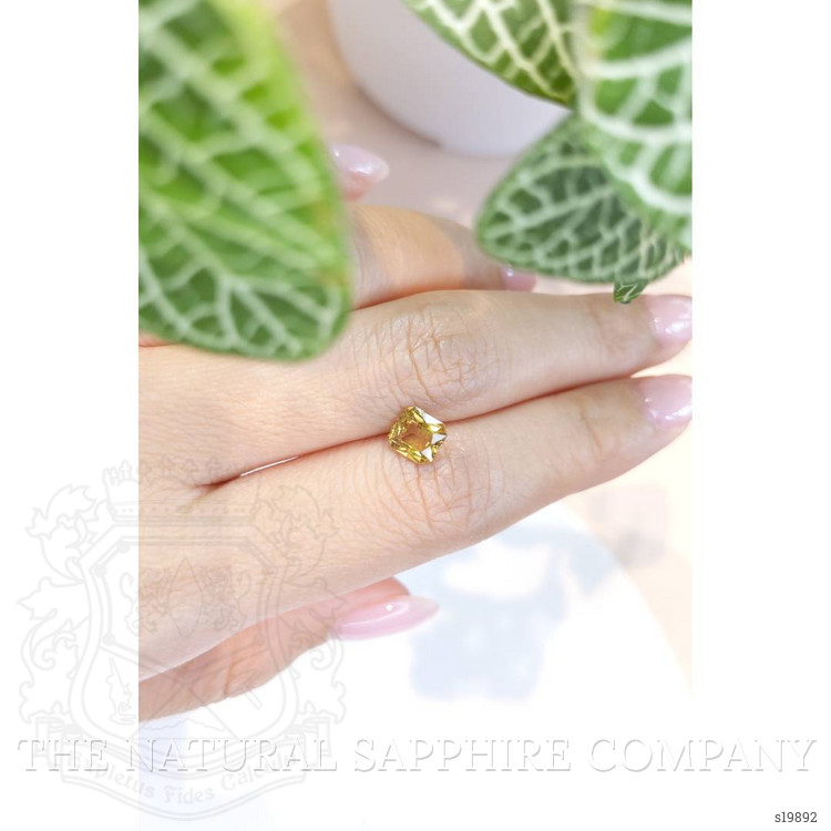 1.39 Ct. Yellow Sapphire from Ceylon (Sri Lanka)