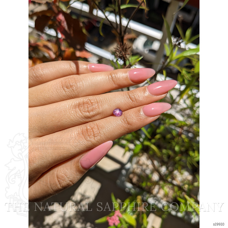 0.84 Ct. Pinkish Purple Star Sapphire from Ceylon (Sri Lanka)