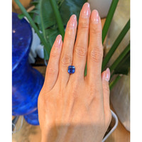 4.03 Ct. Blue Sapphire from Ceylon (Sri Lanka) Life Style