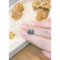 4.55 Ct. Greenish Blue Sapphire from Ceylon (Sri Lanka) Life Style