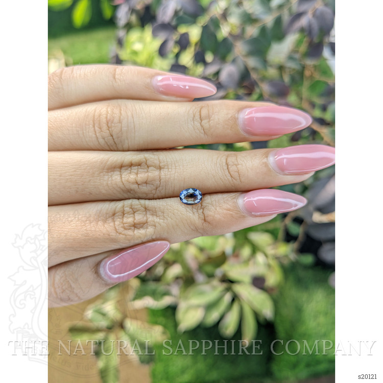 1.00 Ct. Bi Color Sapphire from Ceylon (Sri Lanka)