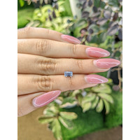 1.06 Ct. Bi Color Sapphire from Ceylon (Sri Lanka) Life Style