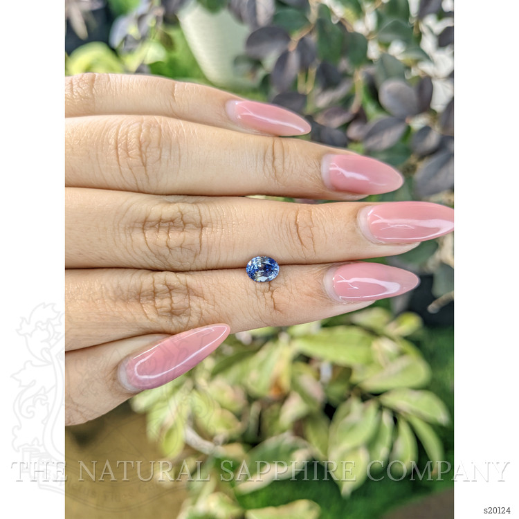 0.90 Ct. Bi Color Sapphire from Ceylon (Sri Lanka)