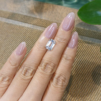 3.59 Ct. White Sapphire from Ceylon (Sri Lanka) Life Style
