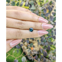 1.28 Ct. Sapphire from Madagascar Life Style