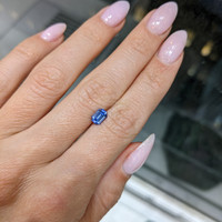 0.93 Ct. Blue Sapphire from Ceylon (Sri Lanka) Life Style