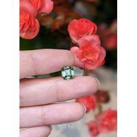 2.05 Ct. Green Sapphire from Ceylon (Sri Lanka) Life Style